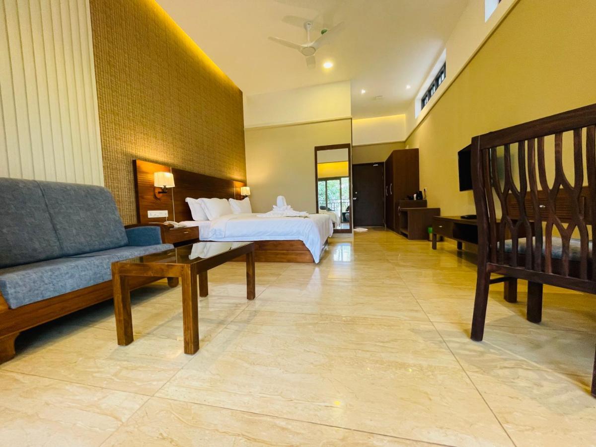 Elephant Passage Munnar Buitenkant foto Deluxe Room