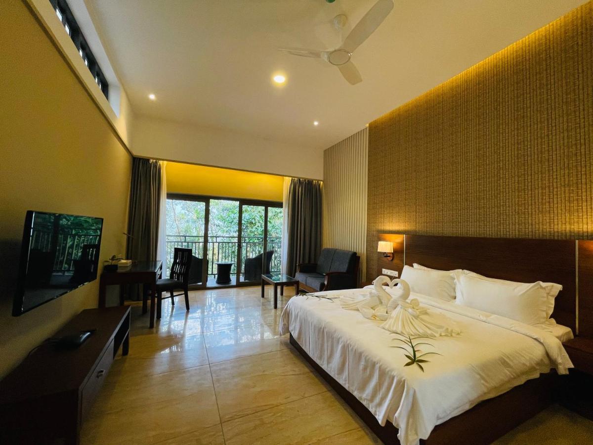 Elephant Passage Munnar Buitenkant foto Deluxe Room