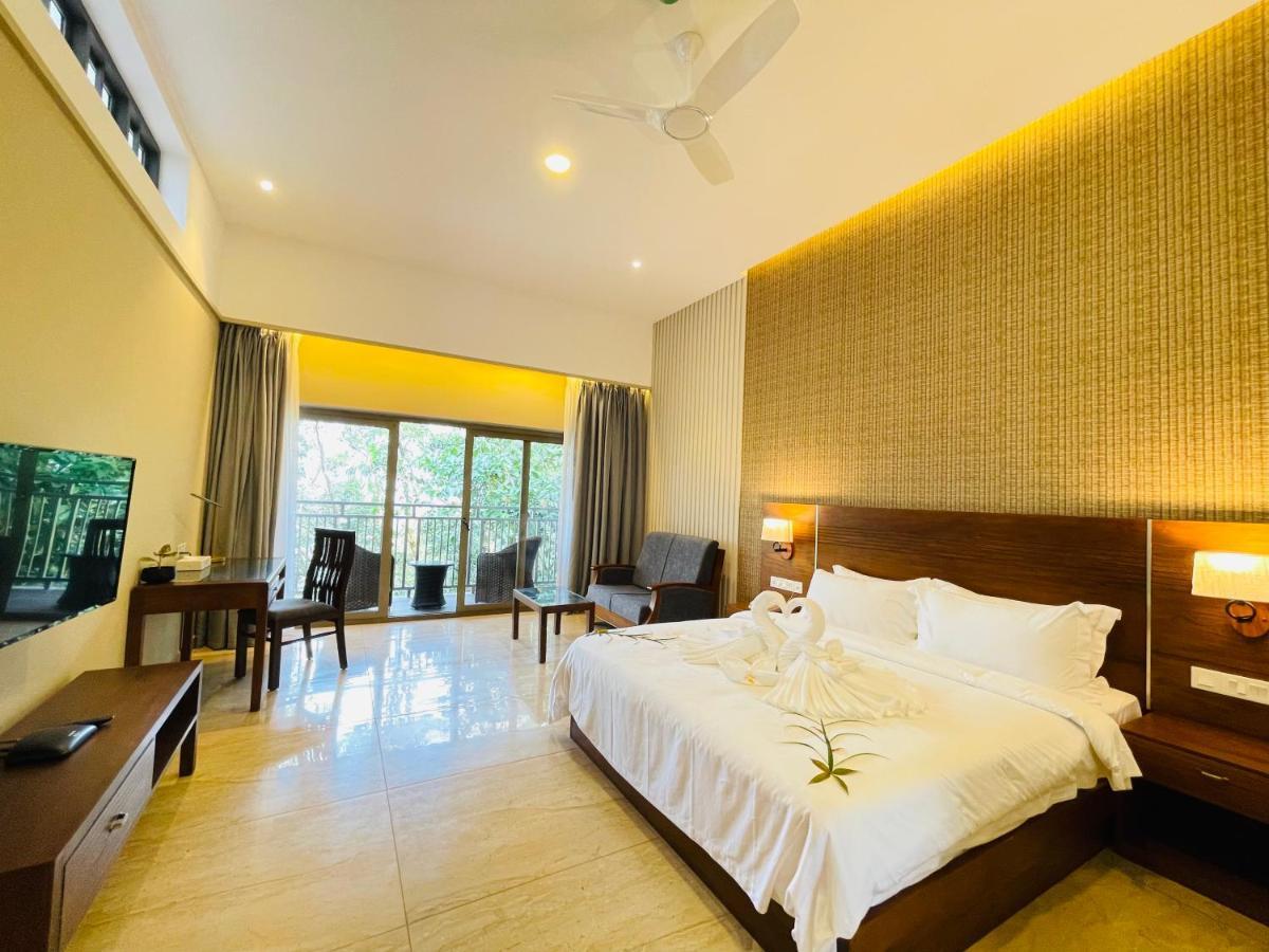 Elephant Passage Munnar Buitenkant foto Deluxe Room