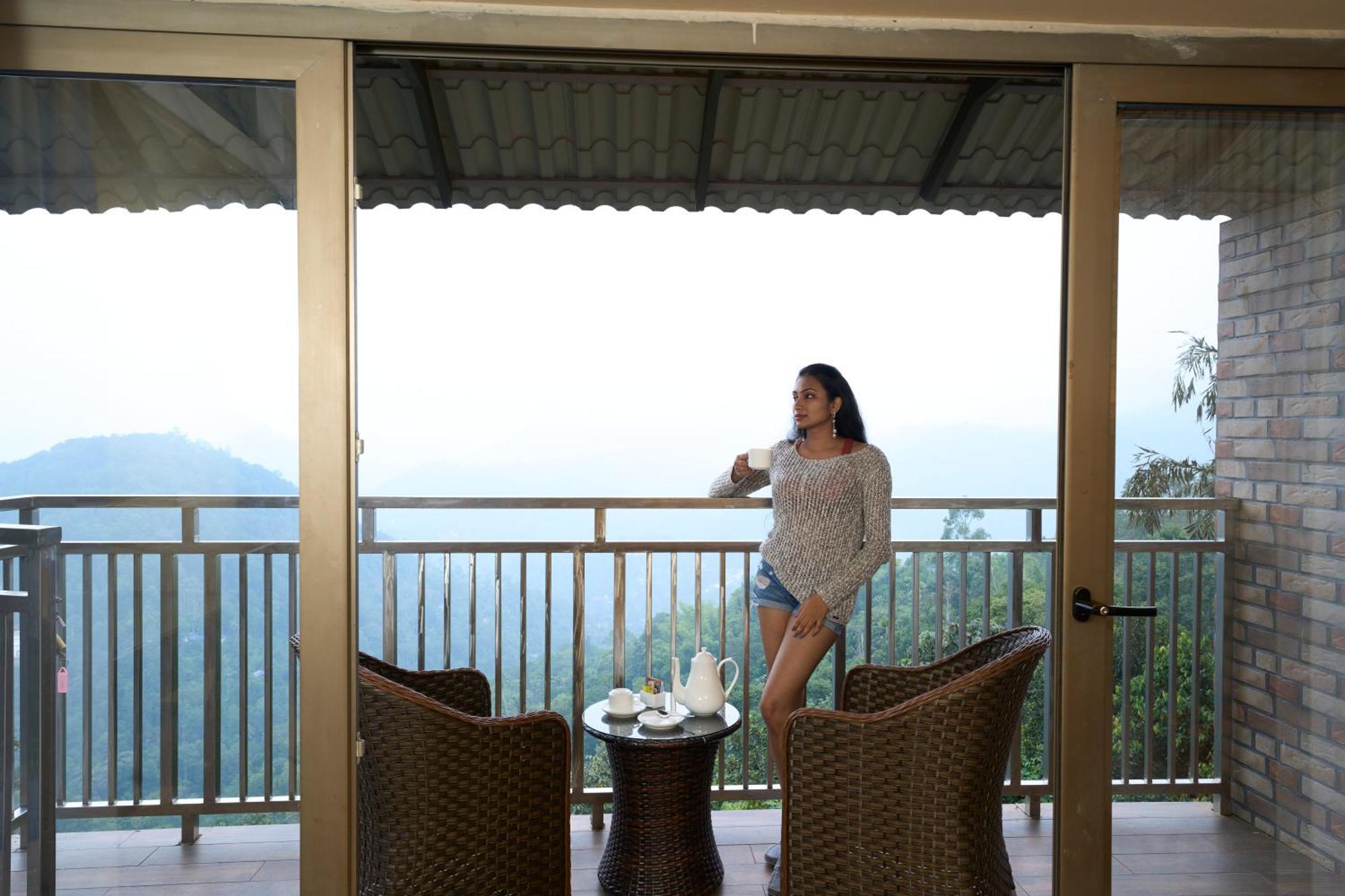 Elephant Passage Munnar Buitenkant foto A guest at the resort
